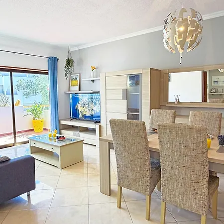 Palmtree Ocean View By Becherish Apartment